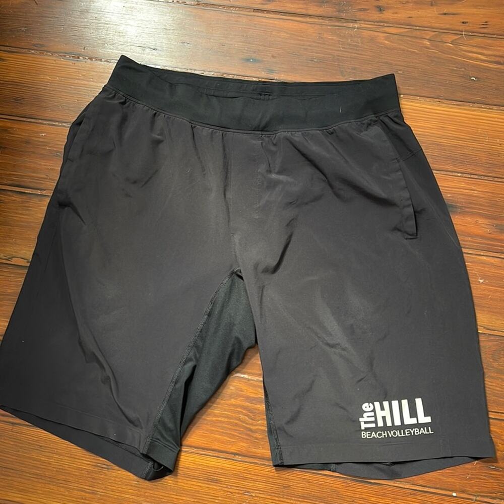 Lululemon The Hill Beach Volleyball logo athletic athleisure unlined shorts